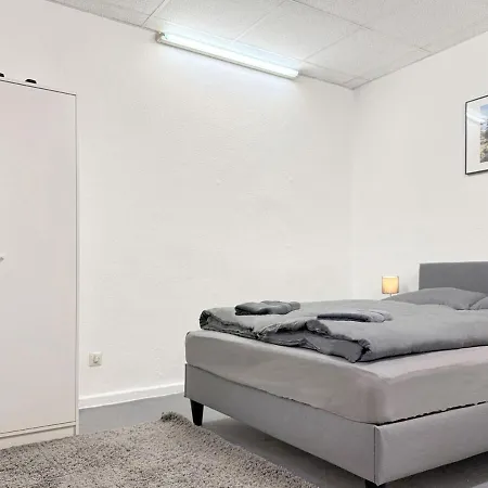 Zentr Fuer 14 Pp In Esslingen Mitte Appartamento Esslingen am Neckar