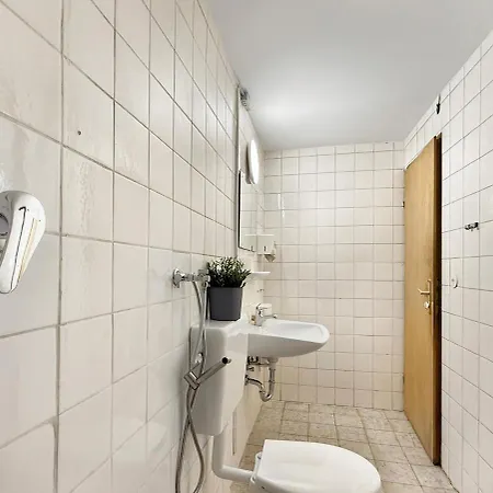 Zentr Fuer 14 Pp In Esslingen Mitte Appartamento Esslingen am Neckar