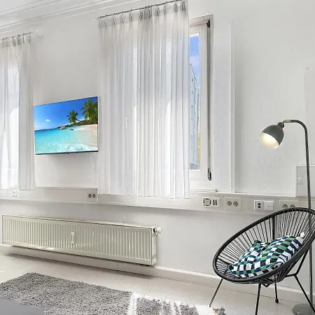 Zentr Fuer 14 Pp In Esslingen Mitte Appartamento